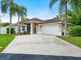 13277 Opal Ln, Wellington, FL 33414