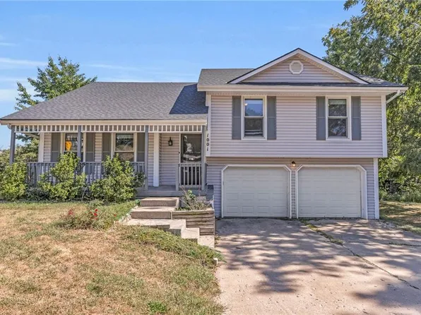 1001 NE Mulberry St, Lees Summit, MO 64086