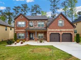 678 Vaughan Dr, Hampton, GA 30228