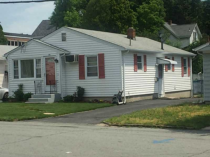 1st image of 10 Centredale Ave
