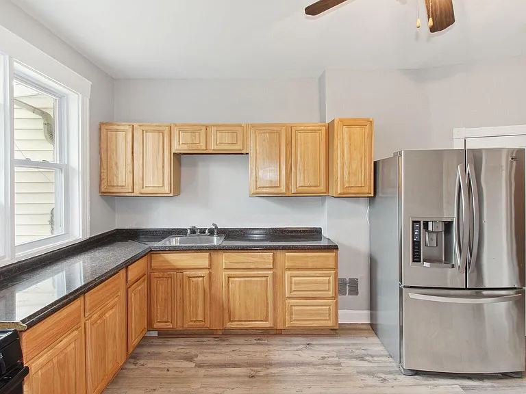 2514 Wilkens Ave — Photo 7