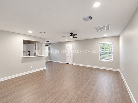 3rd image of 4107 Fitzwater Dr