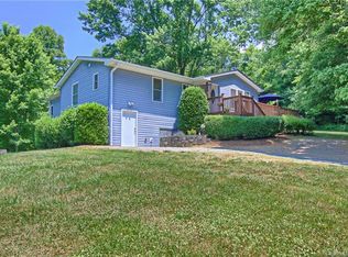 211 Old Toll Cir, Black Mountain, NC 28711