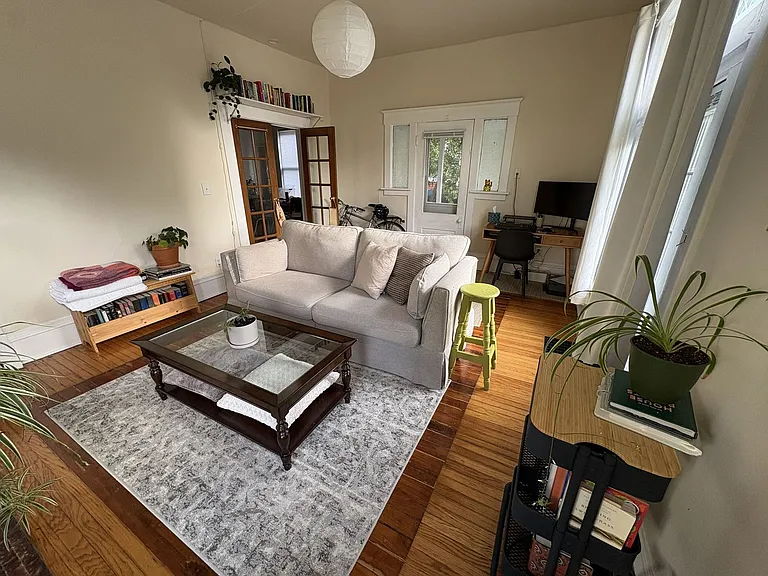 503 S Race St — Photo 19