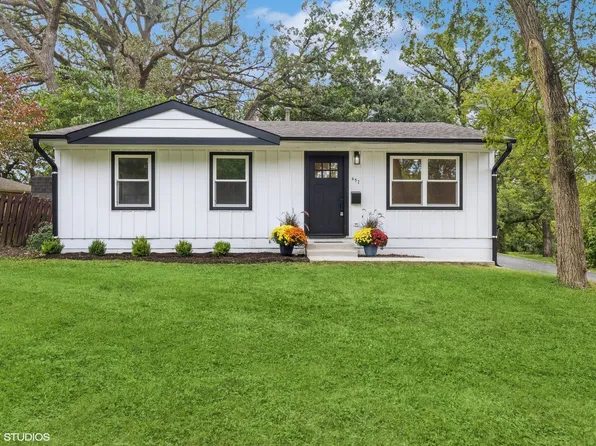 652 Crescent Ter, Wauconda, IL 60084