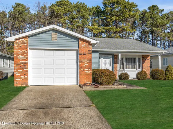 77 Yorkwood Drive, Brick, NJ 08723