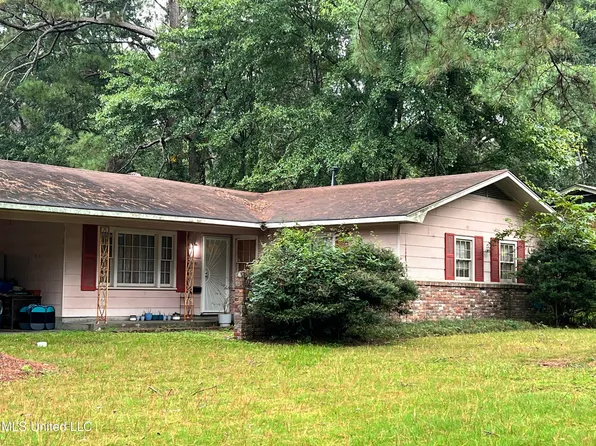 3151 Revere St, Jackson, MS 39212