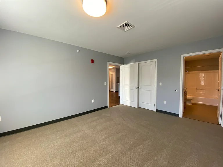 The Ridge at Eastern Trails Apartments — Photo 36