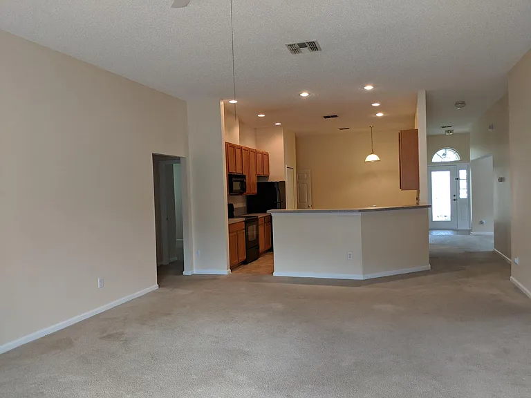 2170 S Cranbrook Ave — Photo 6