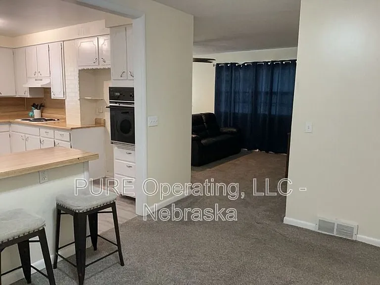 3607 Ernst St — Photo 8