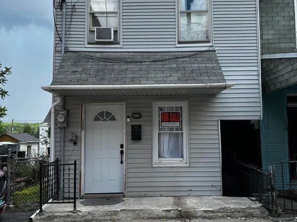 128 E Penn St, Shenandoah, PA 17976