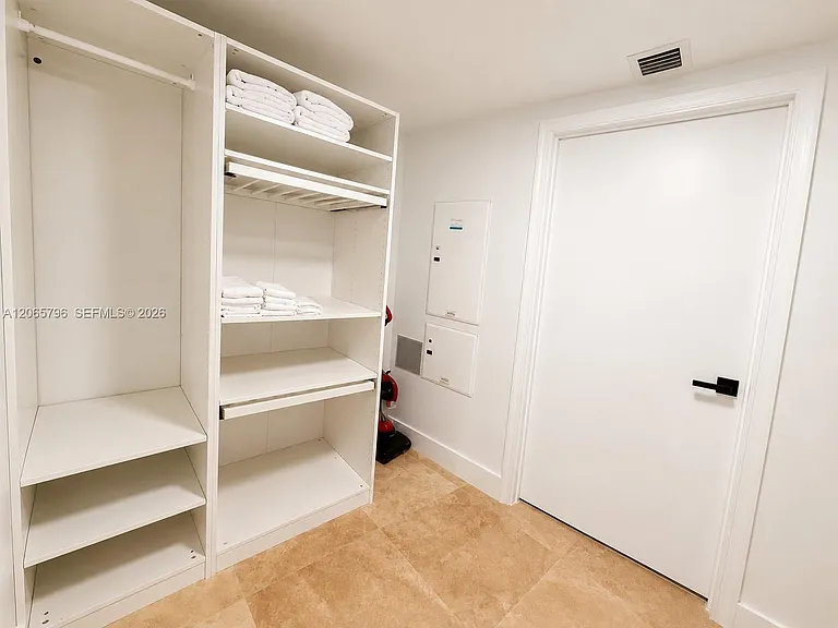 1750 N Bayshore Dr #2809 — Photo 11