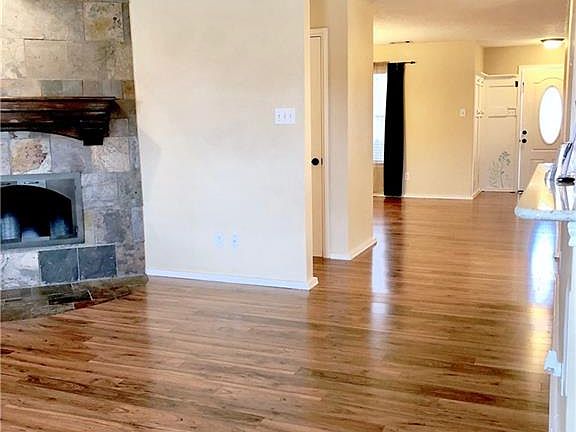 5th image of 6912 Oaklawn