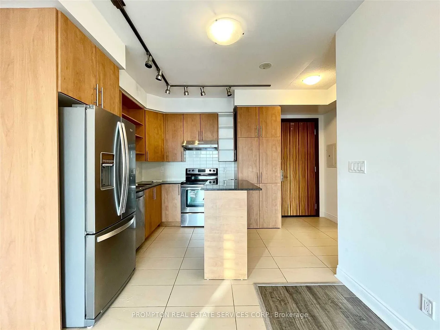 2 bed, $3,000 — Photo 4