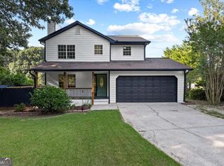 3075 Ashly Forest Dr, Snellville, GA 30078