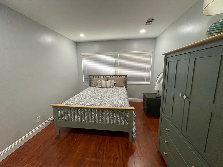 2620 NE 19th St #2620 — Photo 15