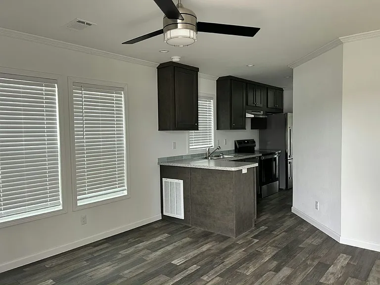 Dade City RV Resort — Photo 108