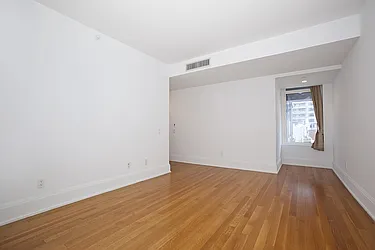 Rented by Nest Seekers International