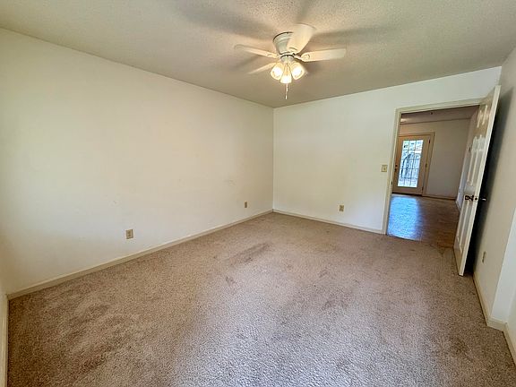 3rd image of 1930 Coral Way