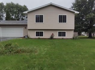 15651 92nd Pl N, Maple Grove, MN 55369