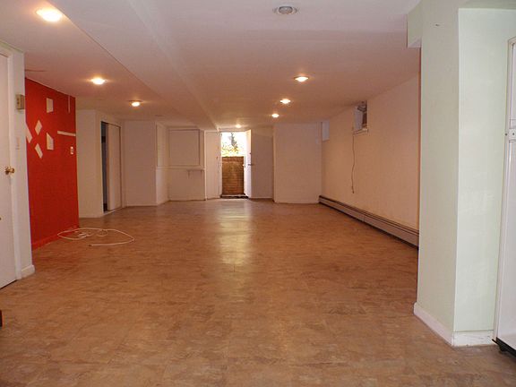 2nd image of 2042 27th St #1