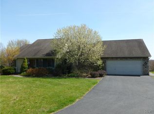 111 James Way Rd, Bath, PA 18014