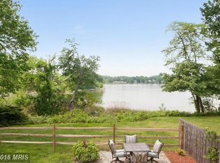 304 Granada Rd, Pasadena, MD 21122