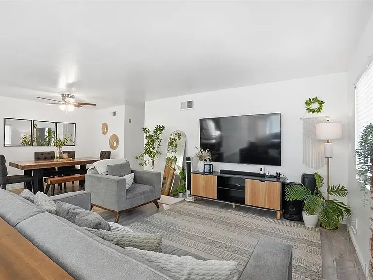 1512 Concord Way #A — Photo 24