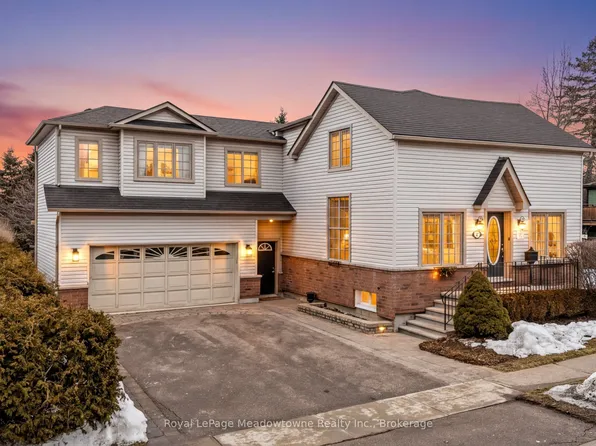 49 Mill St, Milton, ON L9T 1R7