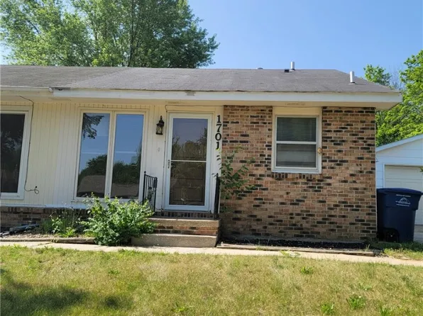 1701 E Lacona Ave, Des Moines, IA 50320