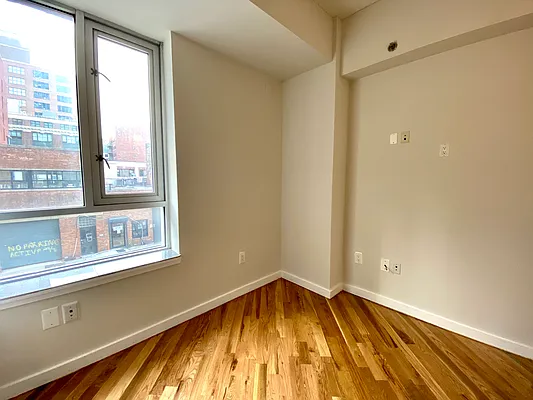 Rented by City Connections Realty | media 12