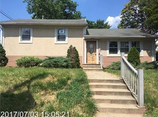 17 Edgeworth Pl, New Brunswick, NJ