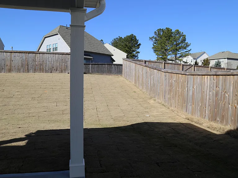 832 Ember Dr — Photo 32