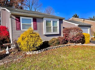 480 Wisteria Ave, Reading, PA 19606