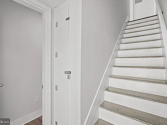 2 bed, 663 sqft, $2,800 — Photo 2