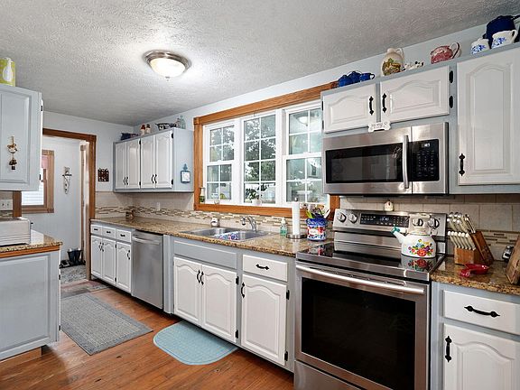 2nd image of 400 W Washington Street