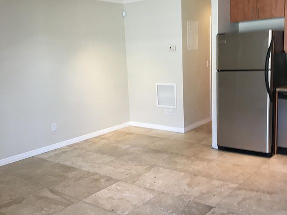 3rd image of 1864 NE 46th St APT E6