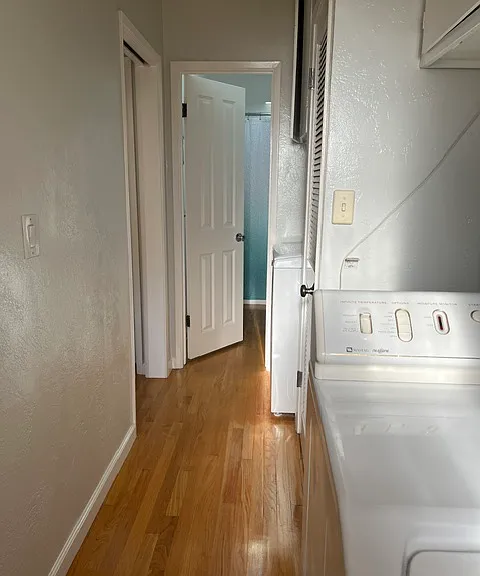 402 Pine St — Photo 5