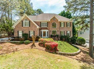 567 Coopers Pond Dr, Lawrenceville, GA 30044