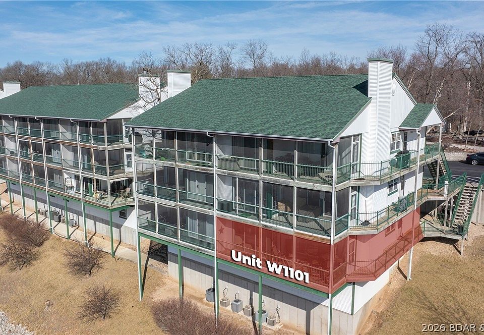 1st image of 1101 W Harbour Towne Dr #1101