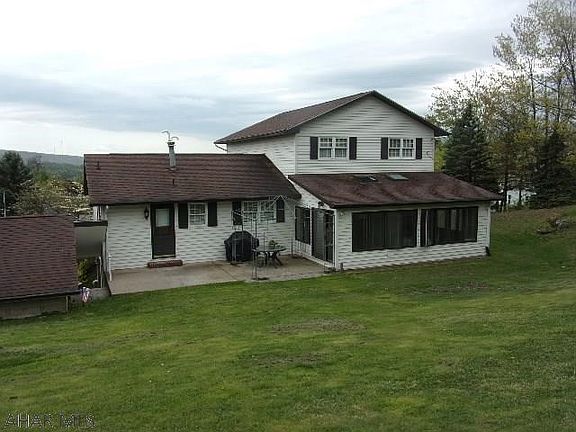 Patio and 4-Season room