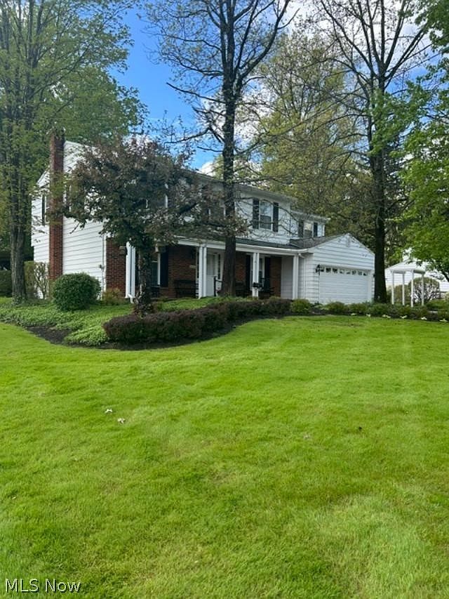 6958 Chapel Hill Dr, Brecksville, OH 44141 | Zillow