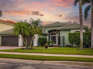7114 68th Dr E, Bradenton, FL 34203