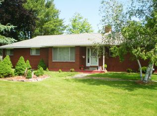 153 Grippen Hill Rd, Vestal, NY 13850