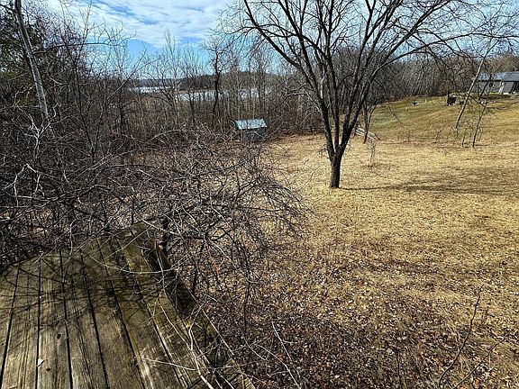 4th image of 51975 Grobe Beach Rd