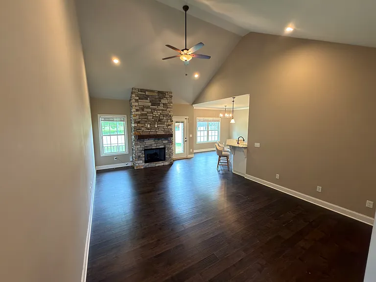 4201 Legacy Pointe St — Photo 3