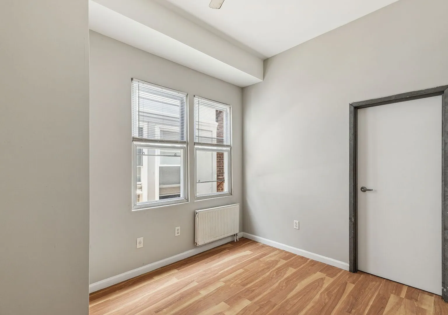1 bed, $1,090 — Photo 3
