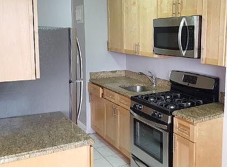 2nd image of 2040 Bruckner Blvd APT 4E