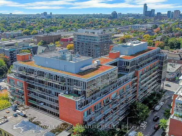 340 McLeod St #340, Ottawa, ON K2P 1A4