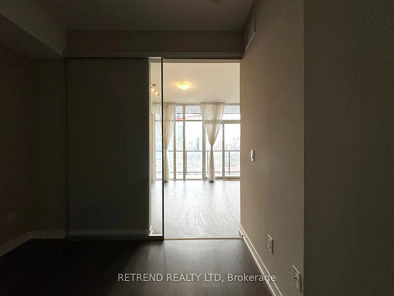 105 George St #1114 — Photo 11